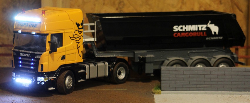 radio controlled articulated lorry